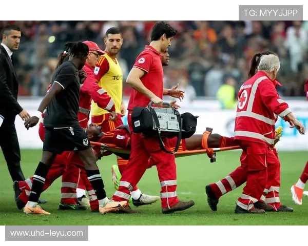 罗马多名球员伤缺，包括沙拉维、埃尔莫索等