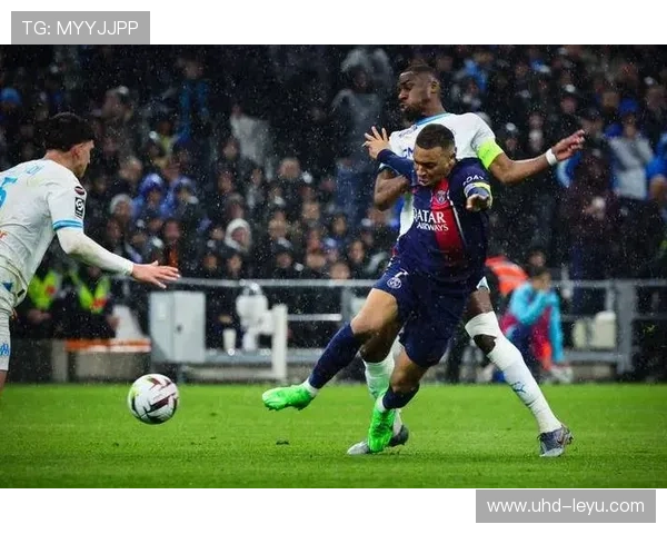 马赛客场火力全开，近10场场均2.9球成法甲进攻标杆