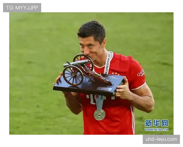 德甲俱乐部球衣主题艺术展在慕尼黑现代艺术馆开幕